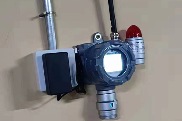 電池車(chē)間氫氣可燃?xì)怏w報(bào)警器縮略圖 氫氣可燃?xì)怏w報(bào)警器